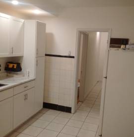 At DUPONT and BRUNSWICK 5 Bedroom 3 Story ANNEX Ho