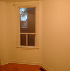 At DUPONT and BRUNSWICK 5 Bedroom 3 Story ANNEX Ho